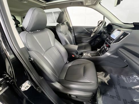 Used 2022 Subaru Forester Touring image 29