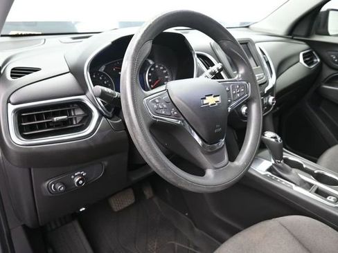 Used 2021 Chevrolet Equinox LT w/ LPO, Floor Liner Package FWD image 27