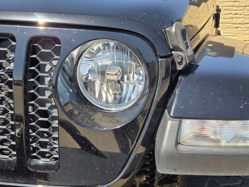 Used 2022 Jeep Gladiator Sport AWD/4WD image 25