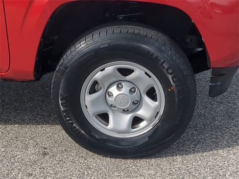 Certified 2022 Toyota Tacoma SR image 11