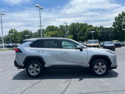Used 2024 Toyota RAV4 XLE FWD image 5
