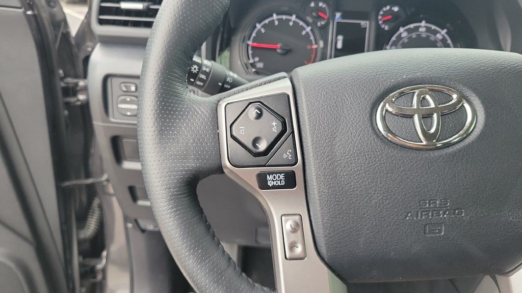 Used 2023 Toyota 4Runner SR5 Premium w/ Moonroof Package AWD/4WD image 21