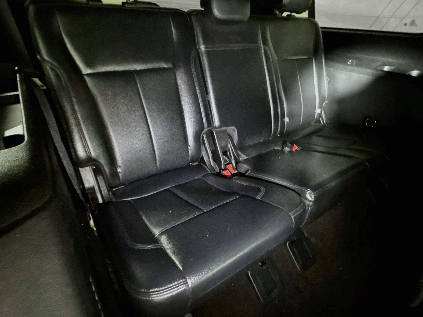 Used 2019 Ford Expedition Max XLT w/ Equipment Group 202A AWD/4WD image 26