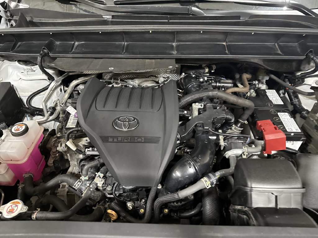 Used 2023 Toyota Highlander L FWD image 25