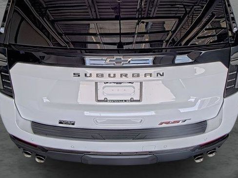 New 2026 Chevrolet Suburban RST image 11