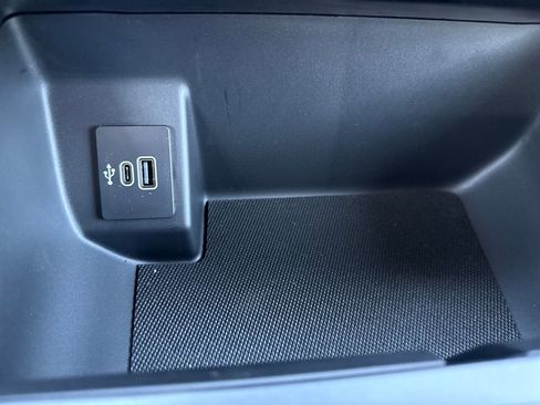 New 2025 Ford F150 Lightning Flash image 34