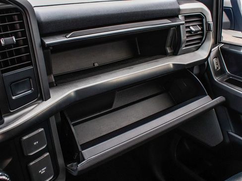 Used 2024 Ford F150 Lariat AWD/4WD image 18