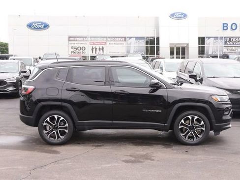Used 2023 Jeep Compass Limited AWD/4WD image 5
