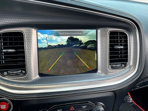 Used 2022 Dodge Charger SRT Hellcat w/ Harman/Kardon Audio Group RWD image 21