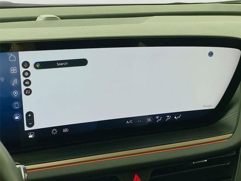 Used 2024 Buick Envision Sport Touring image 16