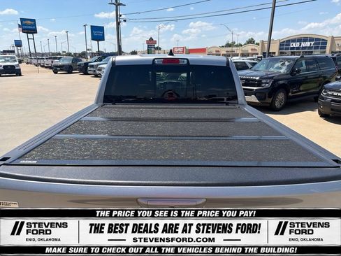 Used 2023 RAM 1500 Laramie AWD/4WD image 13