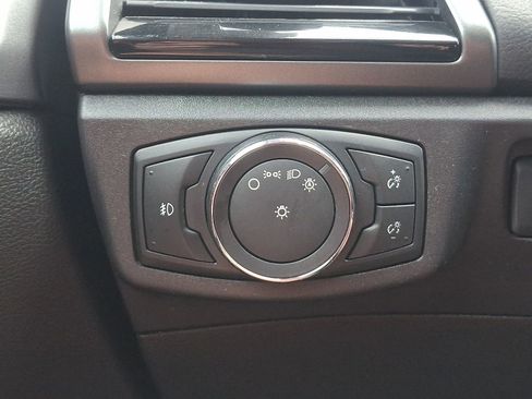 Used 2016 Ford Fusion SE w/ Equipment Group 201A FWD image 23