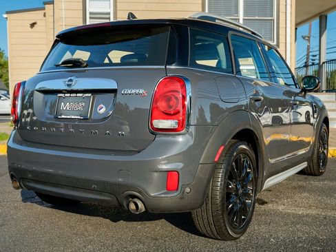 Used 2019 MINI Cooper Countryman S w/ Premium Package FWD image 5