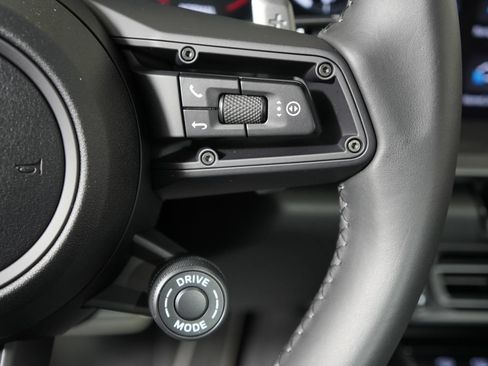 Certified 2024 Porsche 911 Carrera 4 AWD/4WD image 29