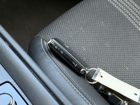 Used 2025 MAZDA CX-50 AWD 2.5 S w/ Select Package image 22