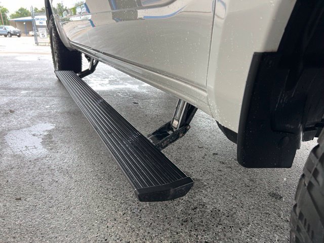 Used 2024 RAM 1500 Laramie AWD/4WD image 10