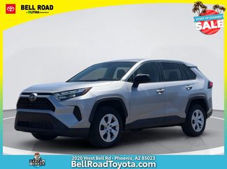 Used 2025 Toyota RAV4 LE AWD/4WD video 1