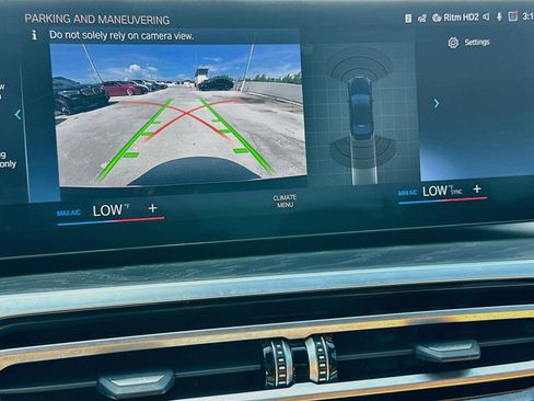 Used 2023 BMW 330i Sedan w/ Driving Assistance Package RWD image 14