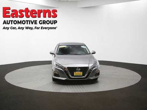 Used 2022 Nissan Altima 2.5 SV image 39
