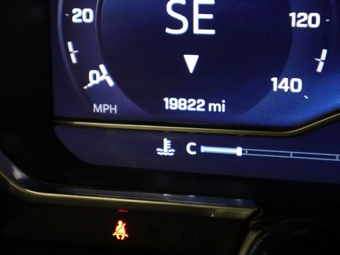 Used 2022 Chevrolet Silverado 1500 LT image 44