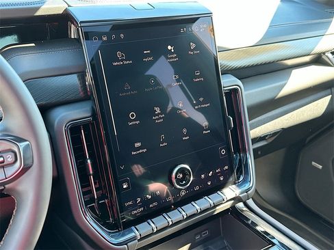 New 2026 GMC Yukon AT4 w/ AT4 Premium Plus Package image 13