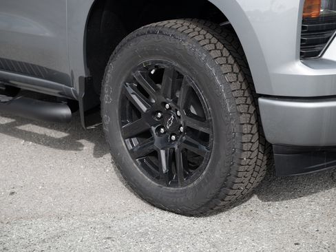 New 2026 Chevrolet Silverado 1500 Custom w/ Turbomax Blackout Package image 8