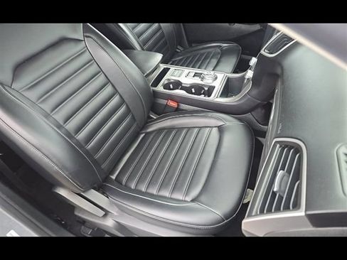 Used 2023 Ford Edge SEL AWD/4WD image 7