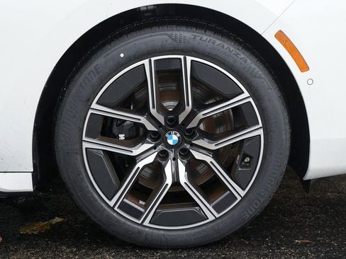 New 2026 BMW 740i xDrive image 7