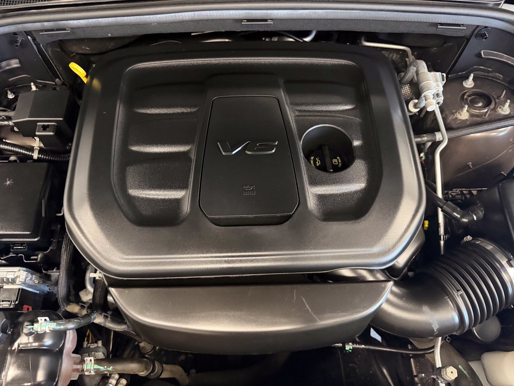 Used 2021 Jeep Grand Cherokee Limited AWD/4WD image 9