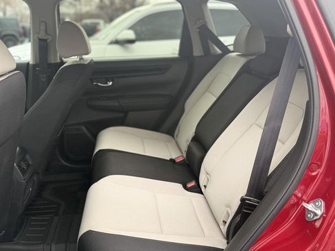 Certified 2025 Honda CR-V EX image 24
