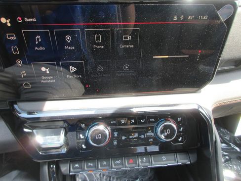 New 2026 GMC Sierra 1500 AT4 w/ AT4 Premium Package AWD/4WD image 21
