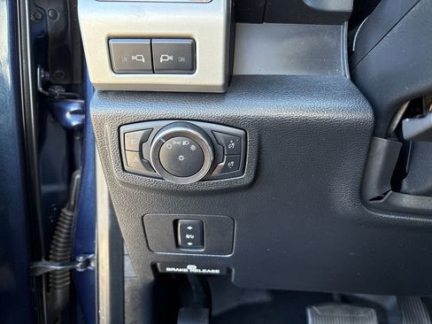 Used 2019 Ford F250 Lariat w/ Lariat Value Package image 13