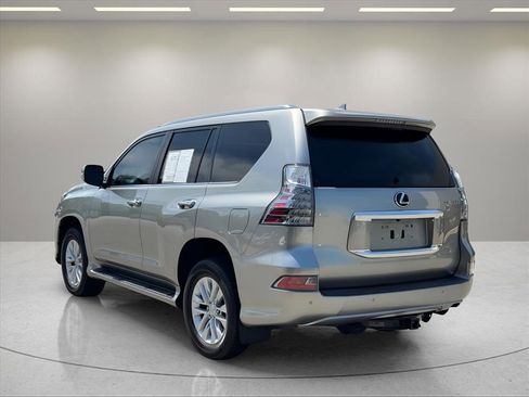 Used 2021 Lexus GX 460 Premium w/ Premium Package AWD/4WD image 3