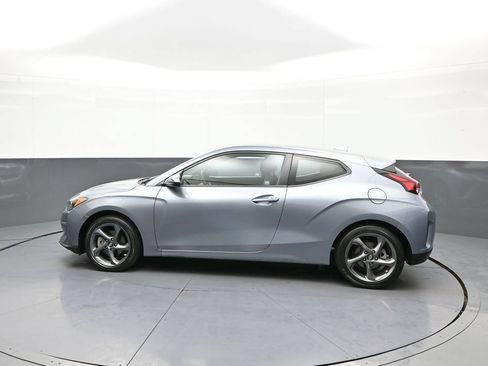 Used 2019 Hyundai Veloster 2.0 FWD image 3
