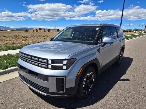 New 2026 Hyundai Santa Fe SE image 1