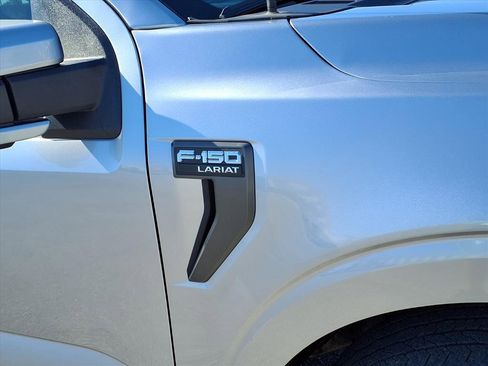 Used 2023 Ford F150 Lariat w/ Equipment Group 502A High image 11