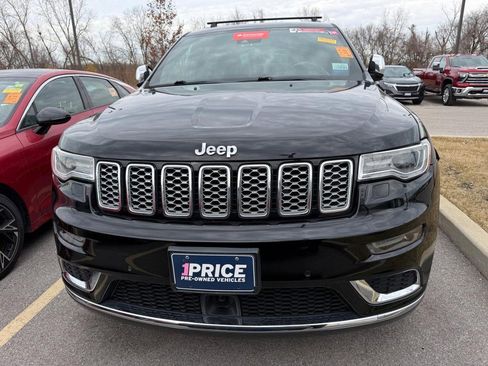 Used 2019 Jeep Grand Cherokee Summit image 8