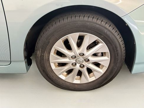 Used 2013 Toyota Prius Prime Plug-In Hybrid FWD image 11