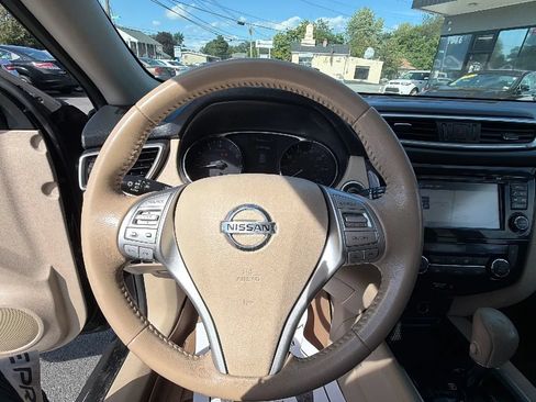 Used 2014 Nissan Rogue SL AWD/4WD image 17