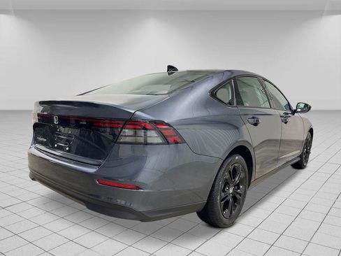 New 2025 Honda Accord SE image 6