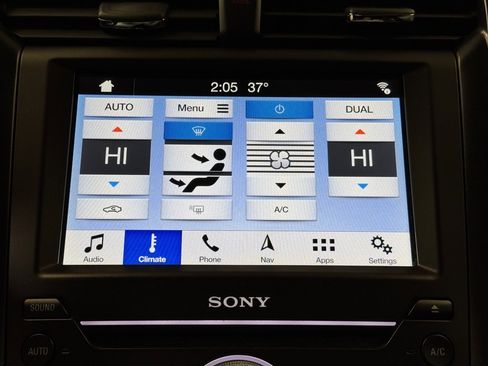 Used 2019 Ford Fusion Titanium image 38