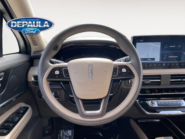 Used 2023 Lincoln Corsair AWD w/ Equipment Group 101A image 15