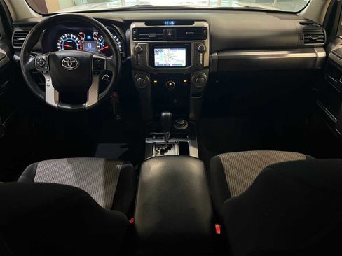 Used 2019 Toyota 4Runner SR5 image 10