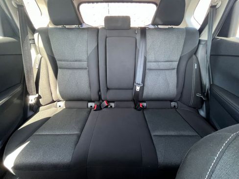 Used 2025 Nissan Rogue SV AWD/4WD image 39