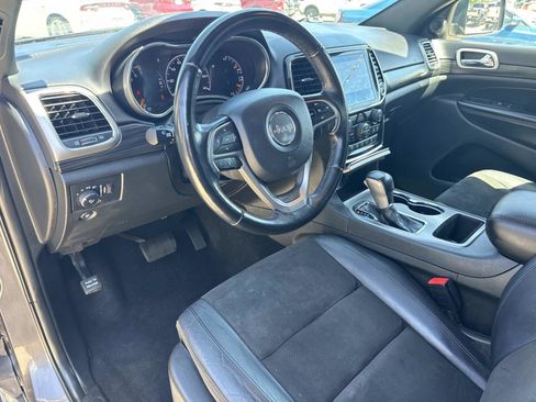 Used 2021 Jeep Grand Cherokee Laredo X RWD image 17