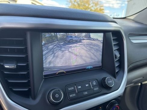 Used 2019 GMC Acadia SLT image 22