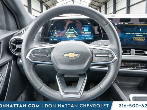 Used 2025 Chevrolet Equinox LT image 6