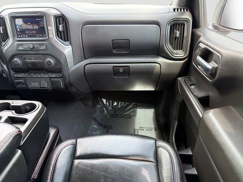 Used 2024 Chevrolet Silverado 1500 Custom Trail Boss w/ LPO, Dark Essentials Package AWD/4WD image 18
