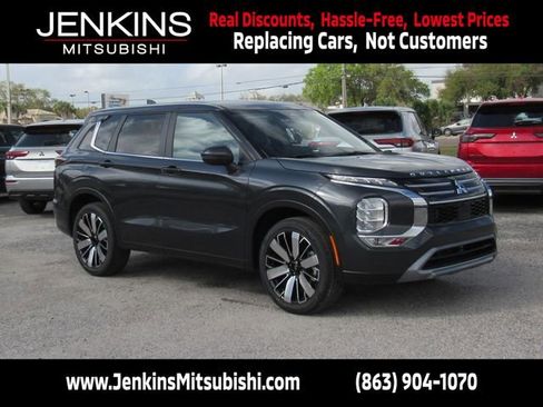 New 2026 Mitsubishi Outlander SE FWD image 1