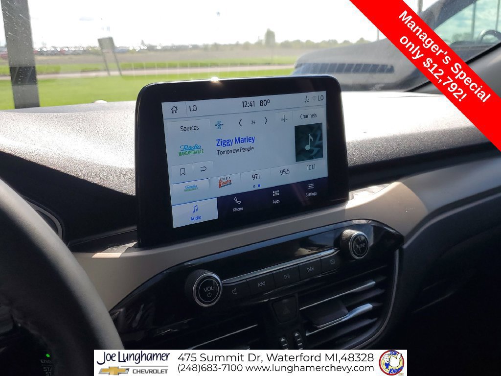 Used 2022 Ford Escape SEL FWD image 14